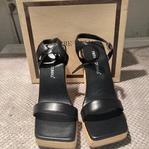 Pierre Dumas wedge sandal